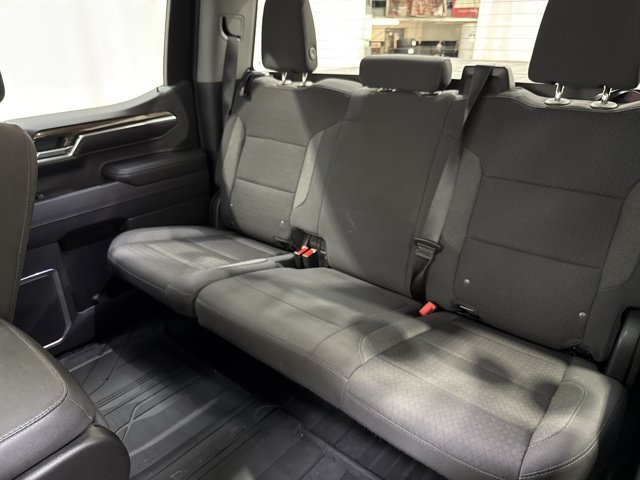 Used 2023 Chevrolet Silverado 1500 LT AWD/4WD image 16