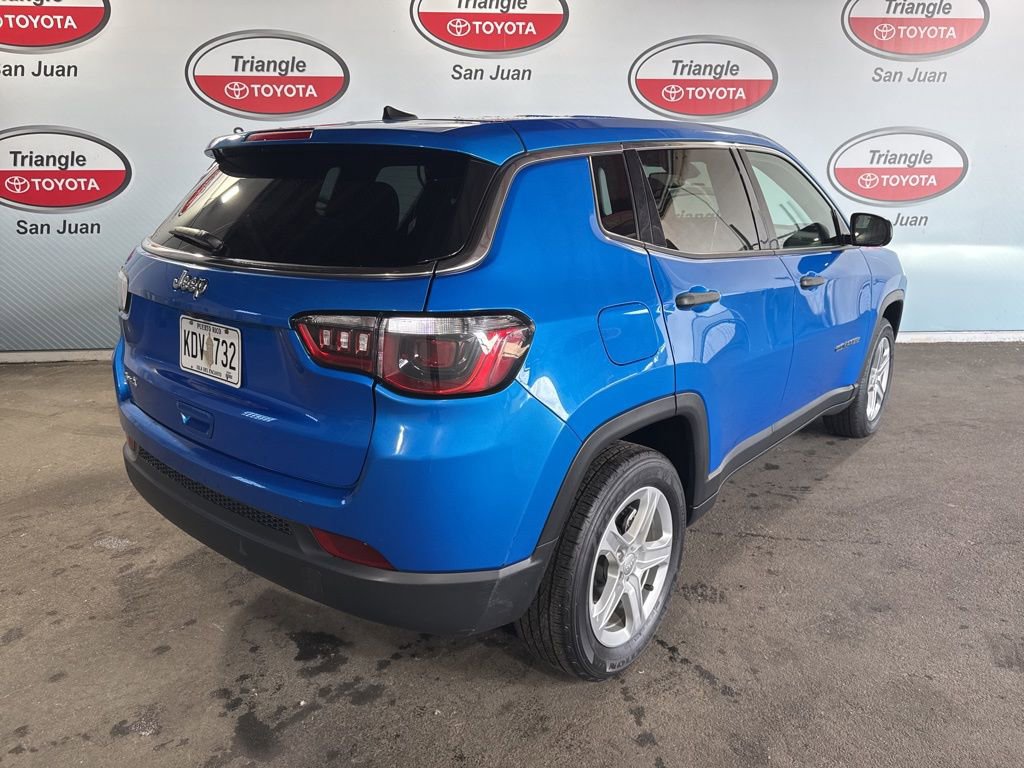 Used 2023 Jeep Compass Sport image 4
