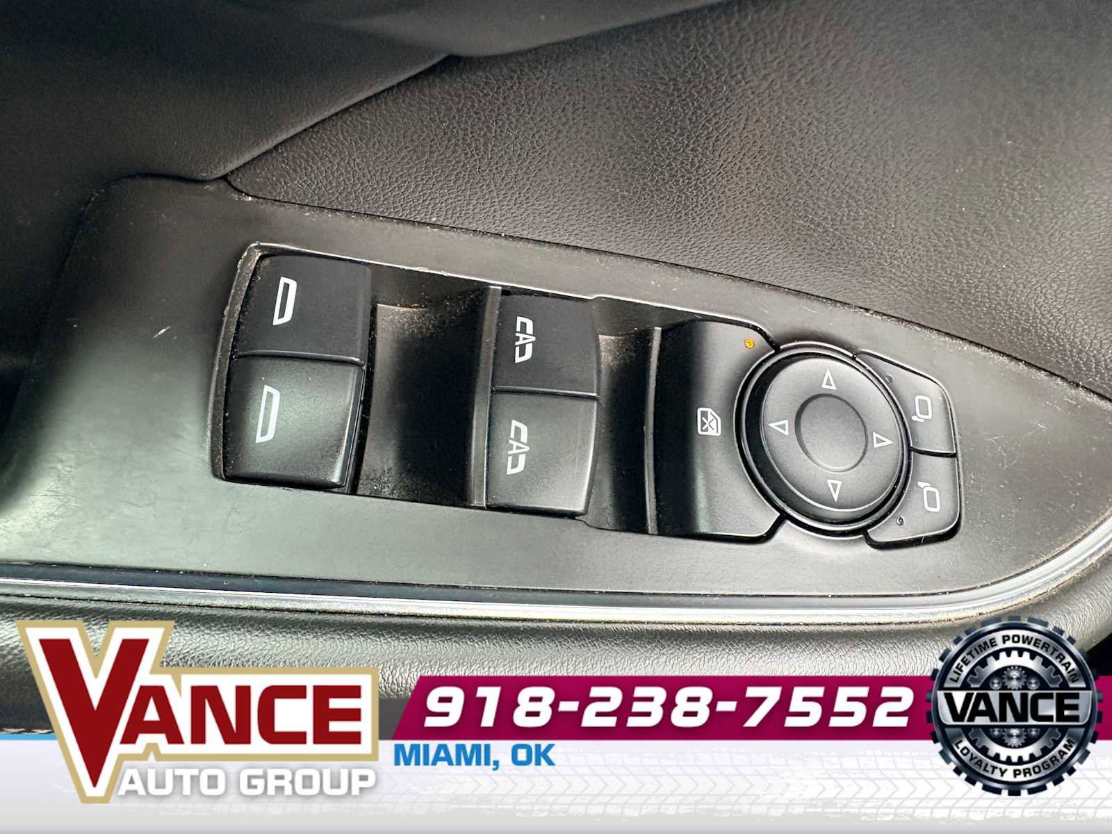 Used 2021 Buick Envision Essence w/ Technology Package I image 33