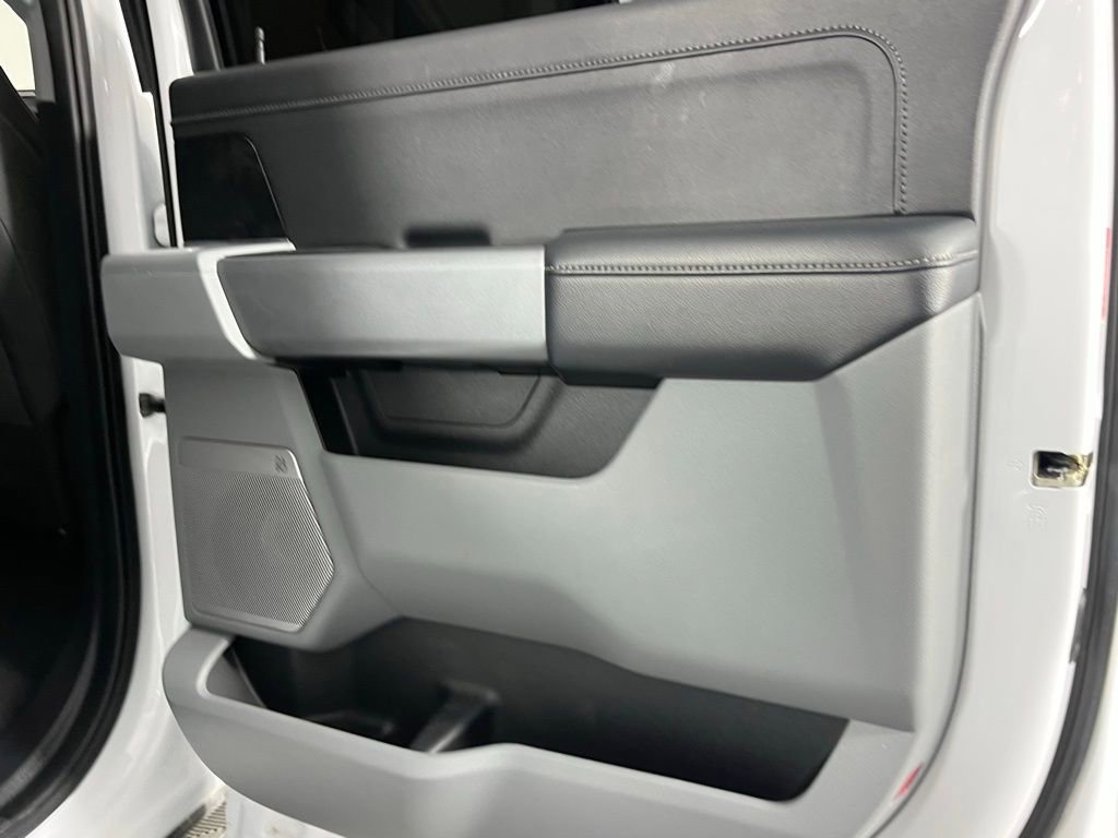 Used 2023 Ford F350 XLT w/ XLT Premium Package image 28