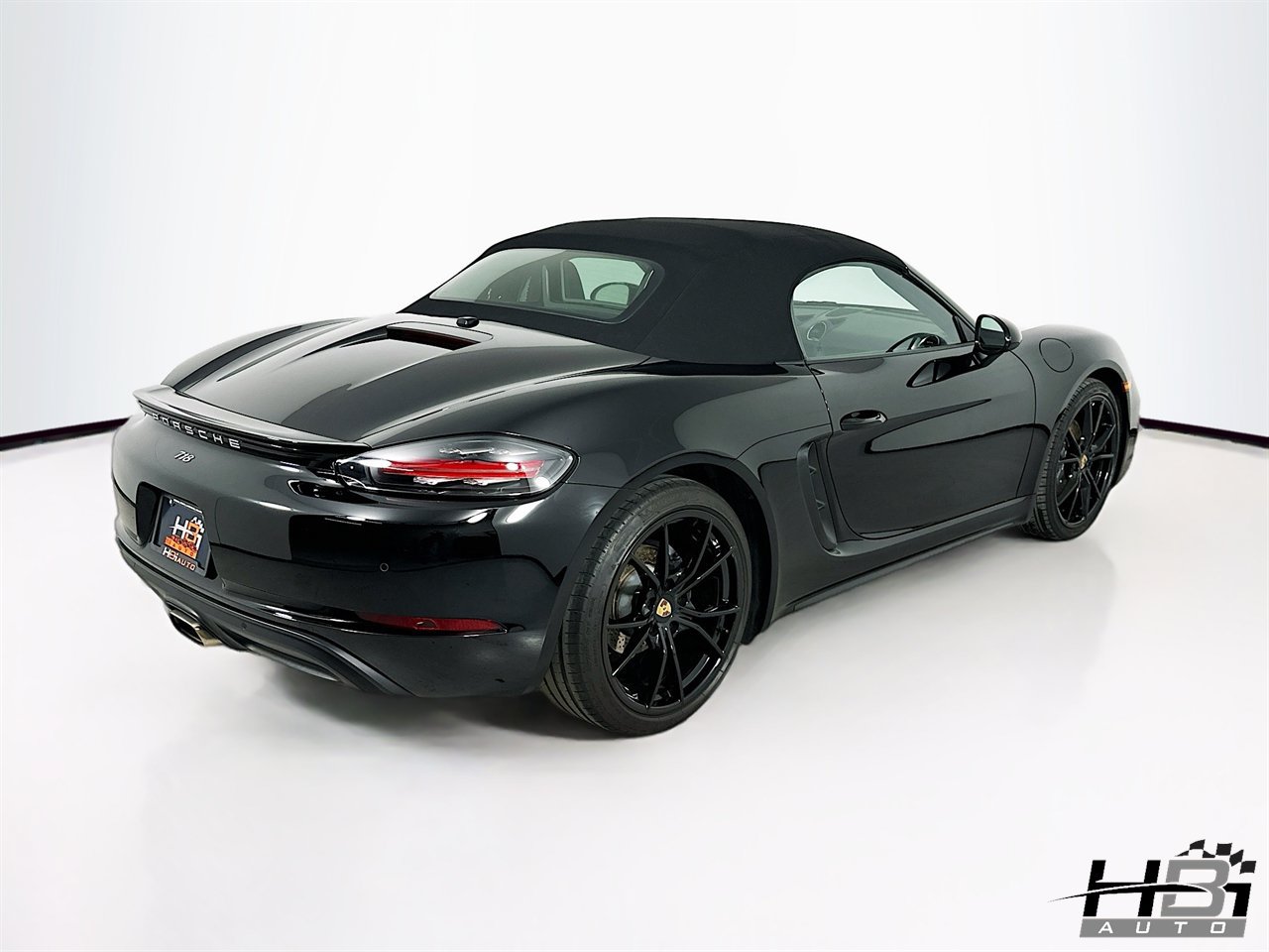 Used 2024 Porsche 718 Boxster w/ Premium Package RWD image 5
