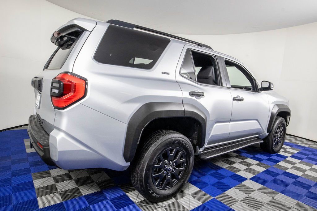 Used 2025 Toyota 4Runner SR5 image 5