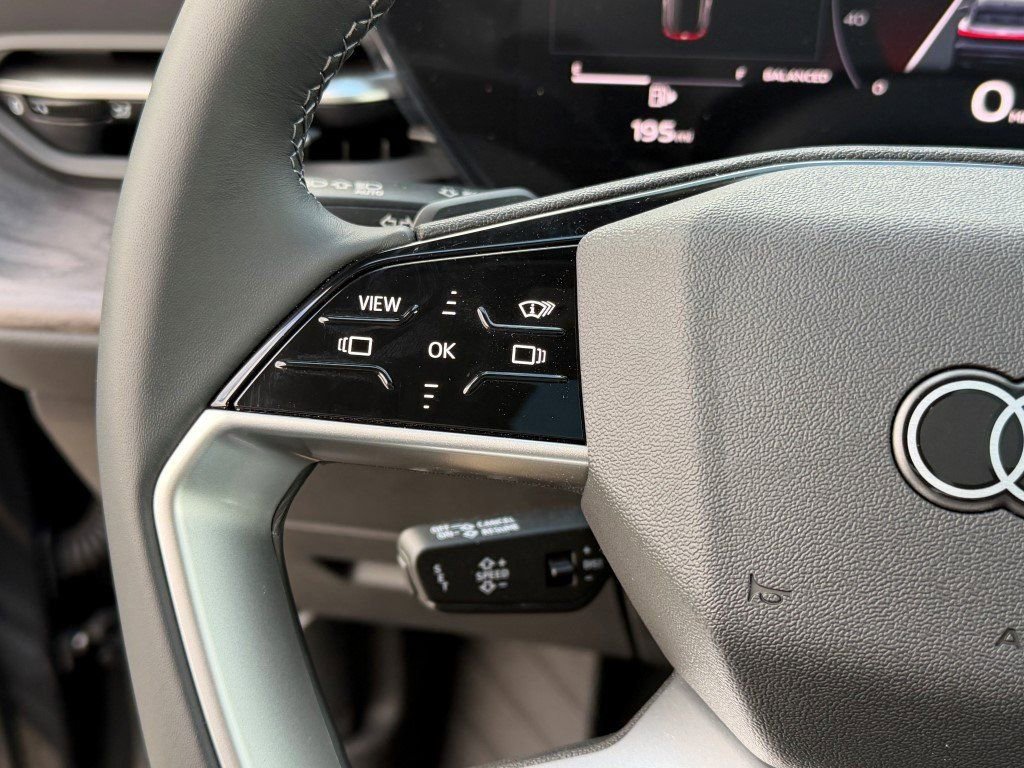 New 2025 Audi Q5 2.0T Premium Plus image 27