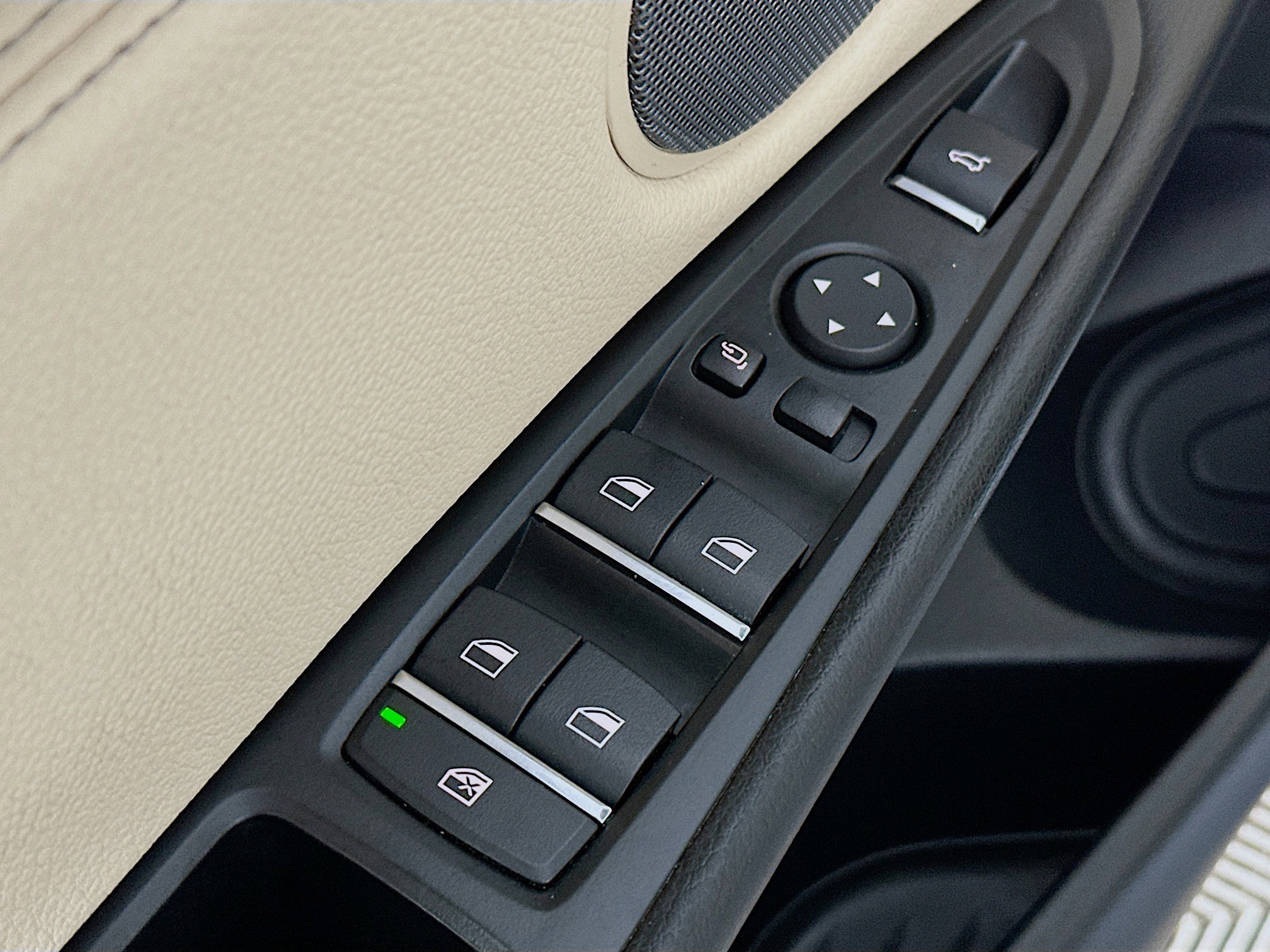 Used 2018 BMW X5 xDrive35i image 18