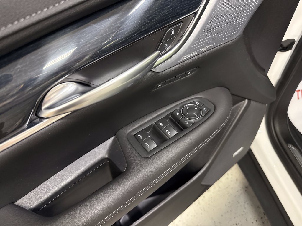 Used 2024 Cadillac XT5 Premium Luxury AWD/4WD image 21