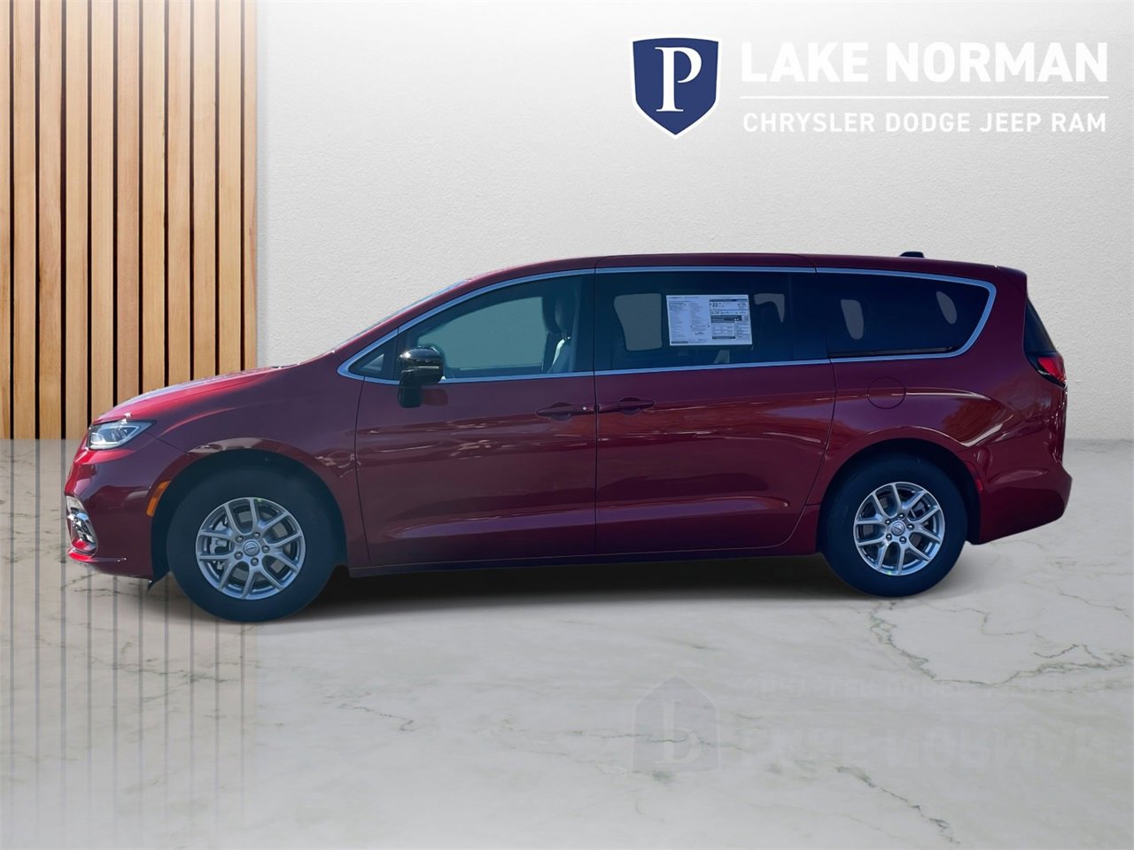 New 2026 Chrysler Pacifica Select image 6