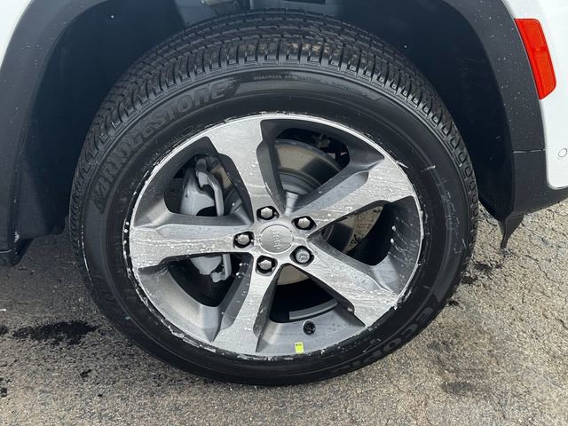 New 2026 Jeep Grand Cherokee Limited w/ Luxury Tech Group II image 9