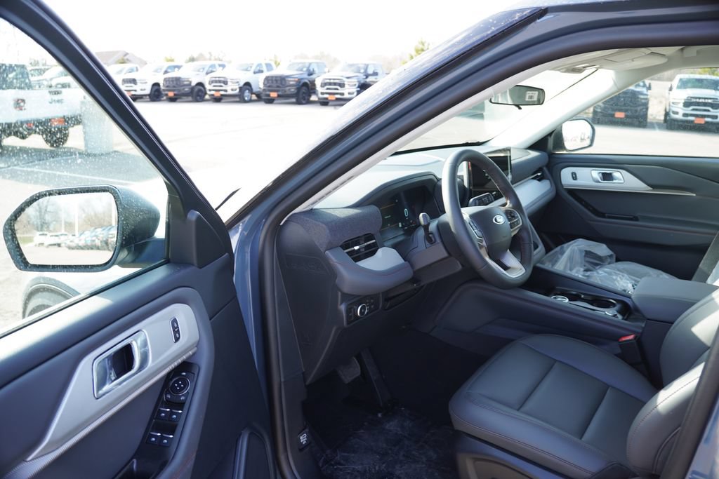 New 2026 Ford Explorer Active AWD/4WD image 10