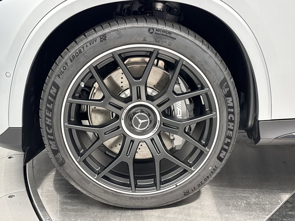 New 2026 Mercedes-Benz GLC 63 AMG S image 14