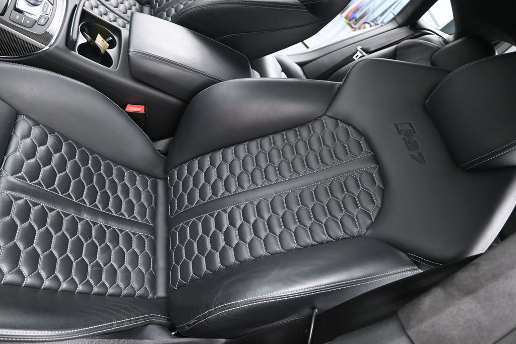 Used 2018 Audi RS 7 Performance w/ Driver Assistance Package AWD/4WD image 9