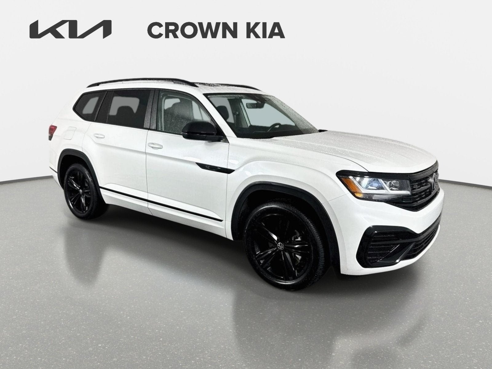 Used 2023 Volkswagen Atlas SEL R-Line AWD/4WD image 4