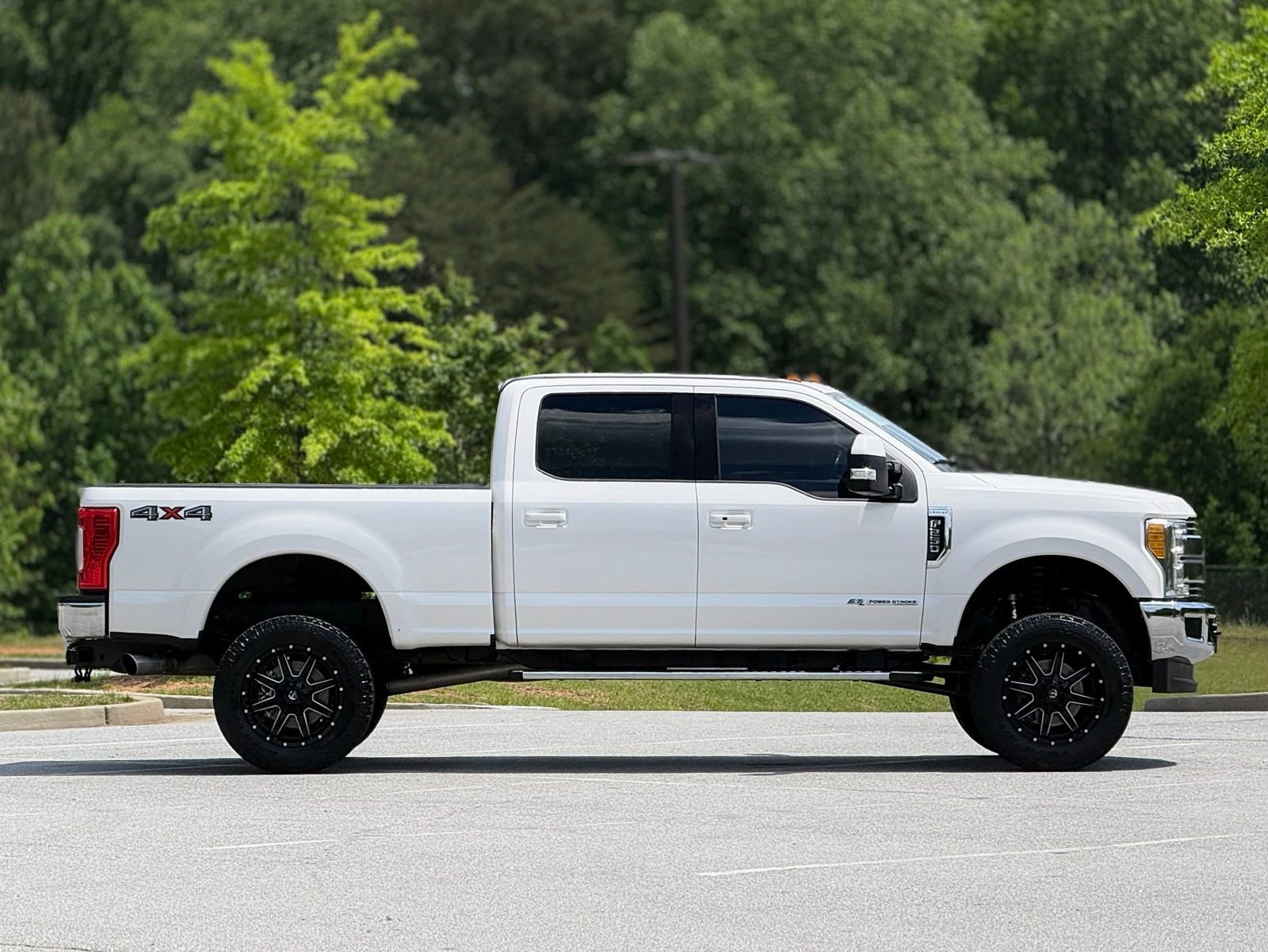 Used 2017 Ford F250 Lariat w/ Lariat Ultimate Package AWD/4WD image 12