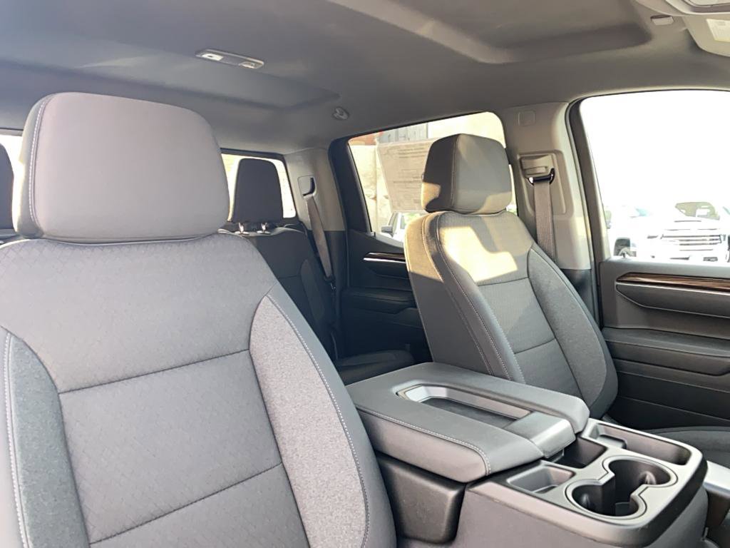 Used 2025 Chevrolet Silverado 1500 LT w/ Convenience Package II image 21