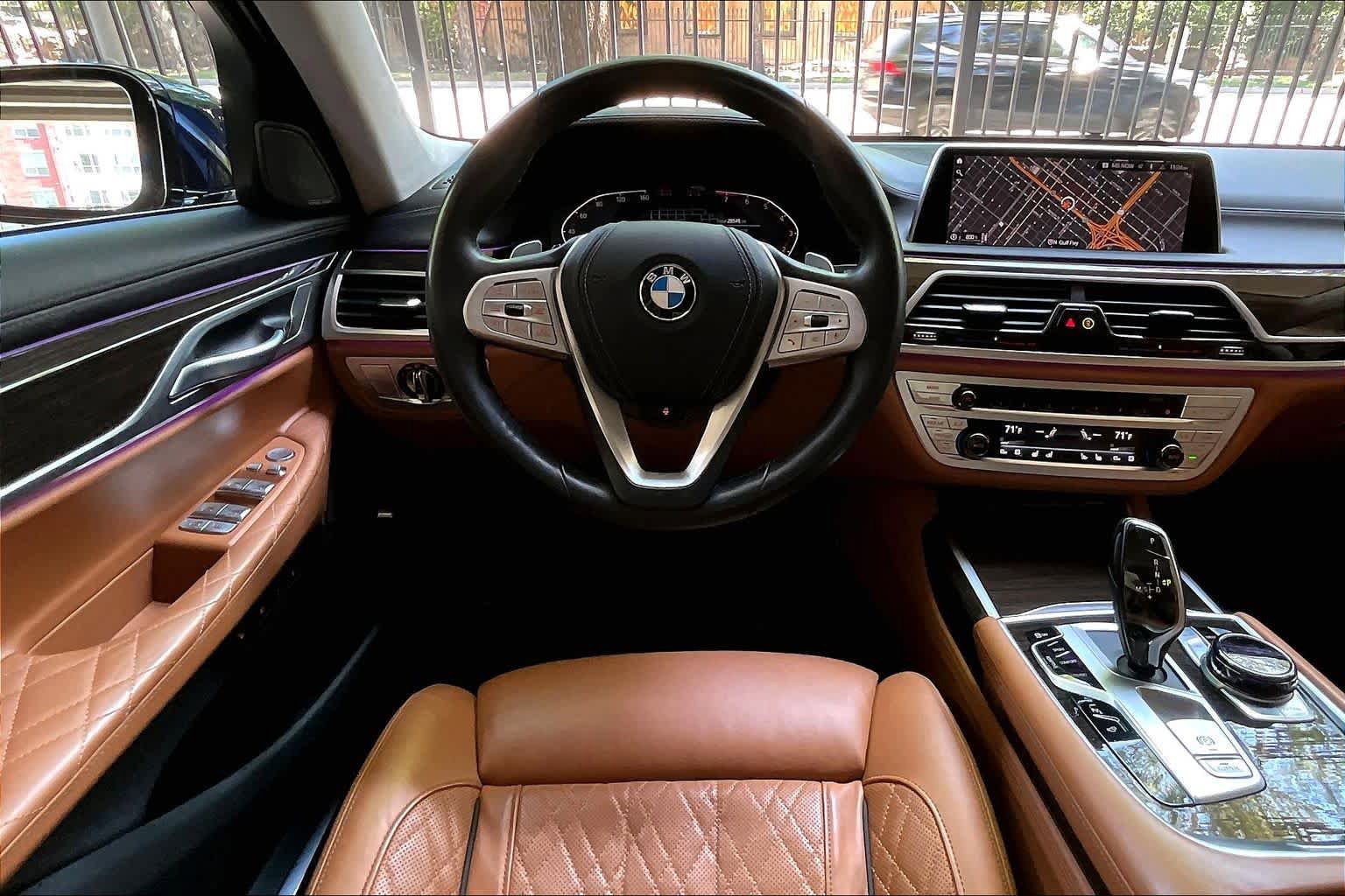 Used 2021 BMW 740i xDrive w/ Luxury Rear Seating Package AWD/4WD image 5