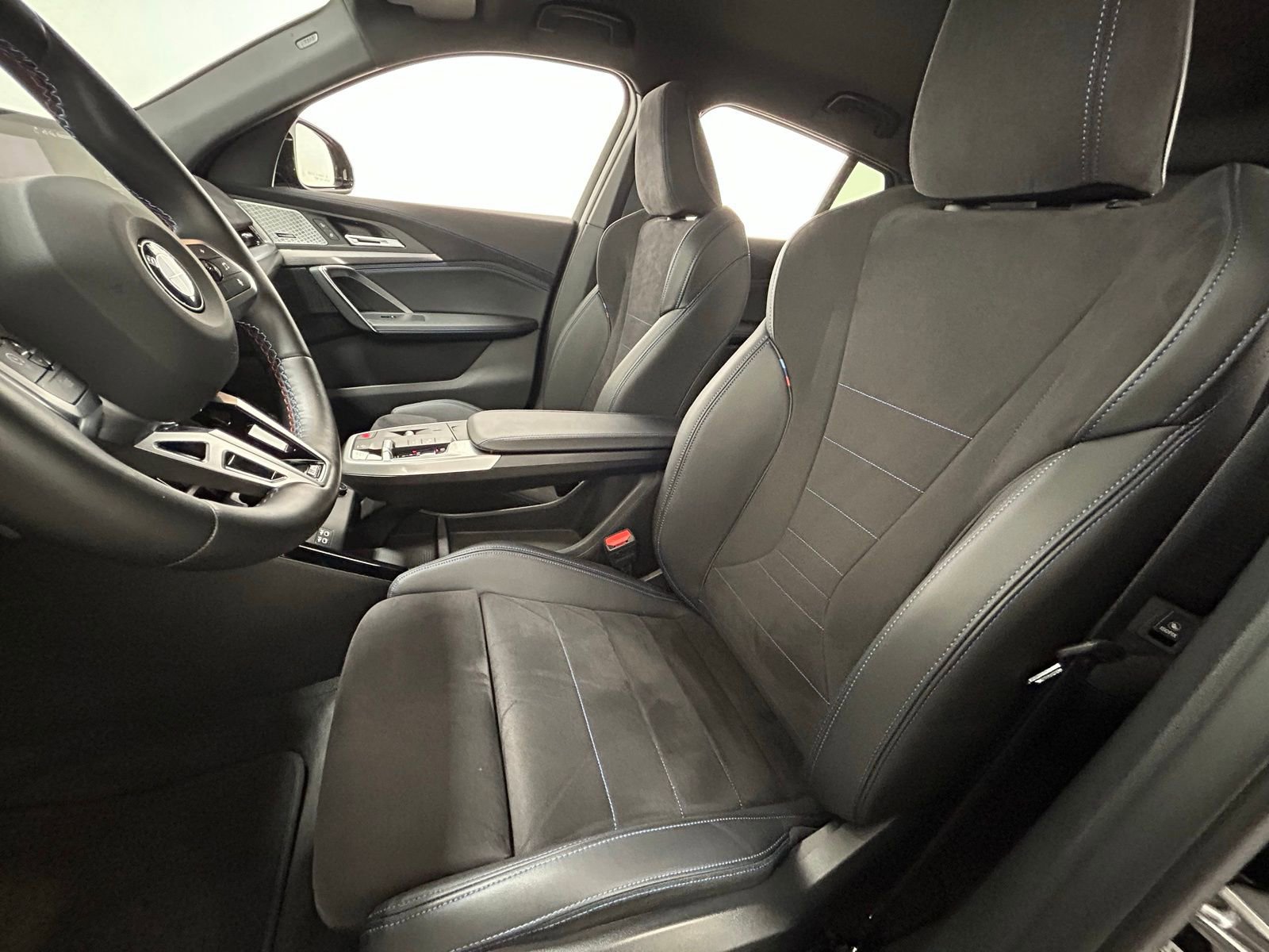 Used 2024 BMW X2 M35i image 29