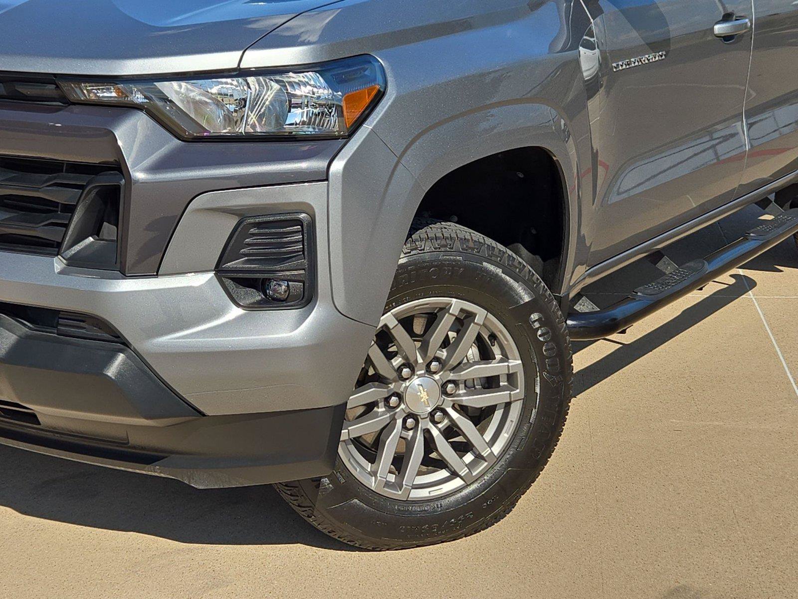 Used 2024 Chevrolet Colorado LT w/ LT Convenience Package RWD image 7