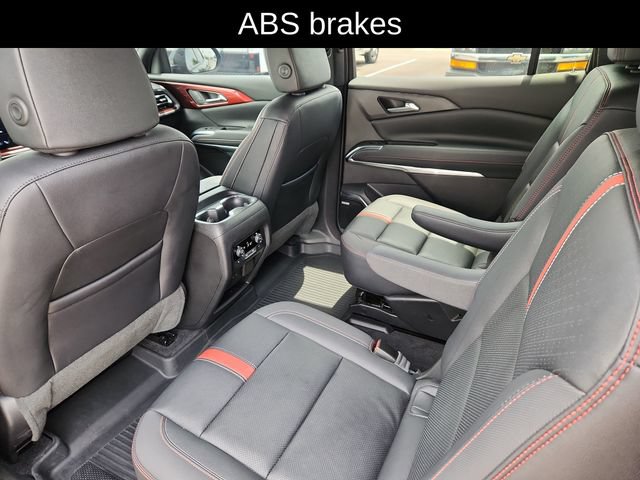 Used 2025 Chevrolet Traverse RS AWD/4WD image 26