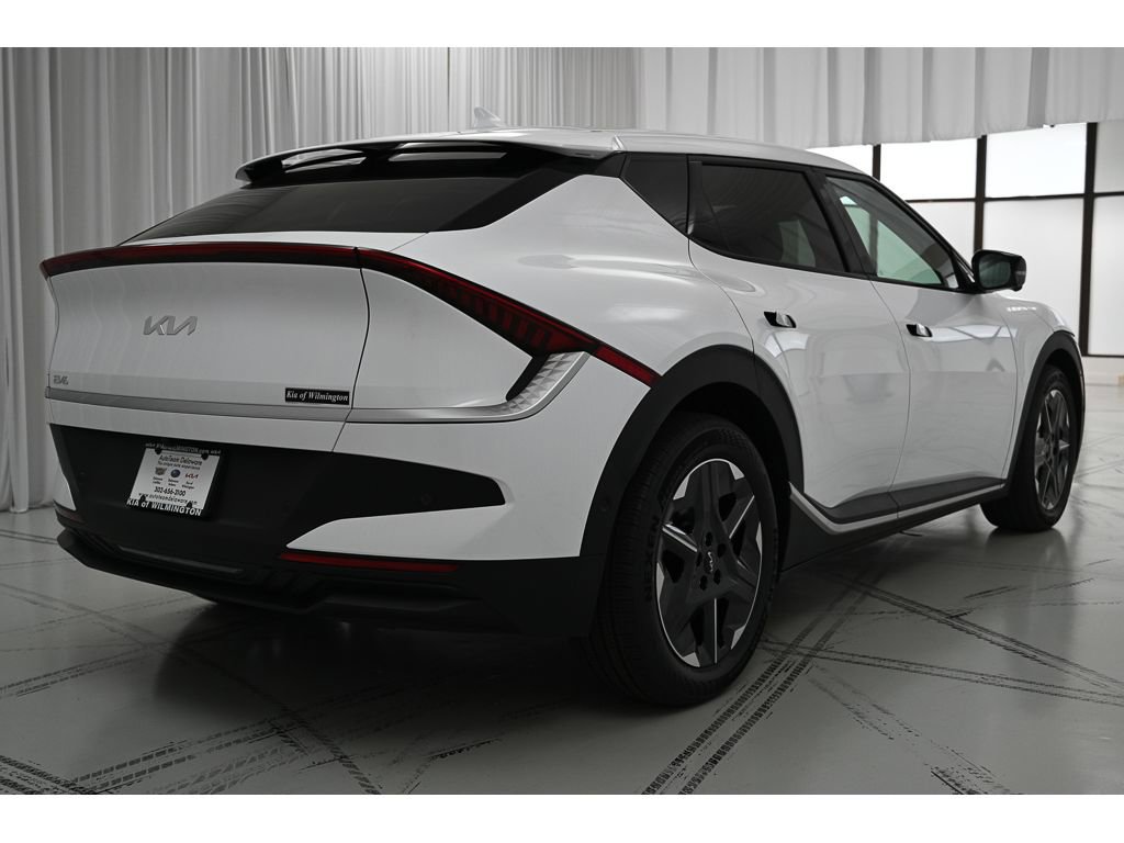 New 2025 Kia EV6 Light w/ Light LR Technology Package image 7