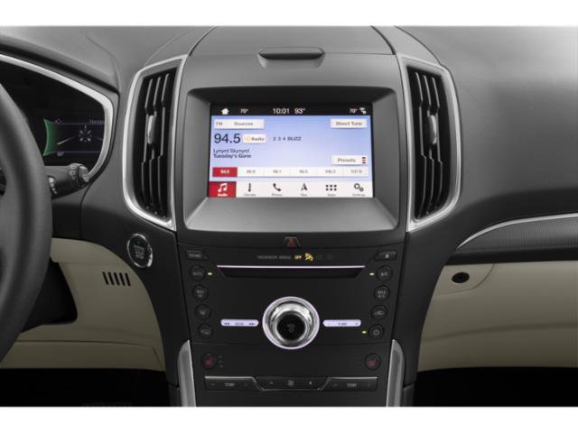 Used 2020 Ford Edge Titanium w/ Class II Trailer Tow Package AWD/4WD image 10