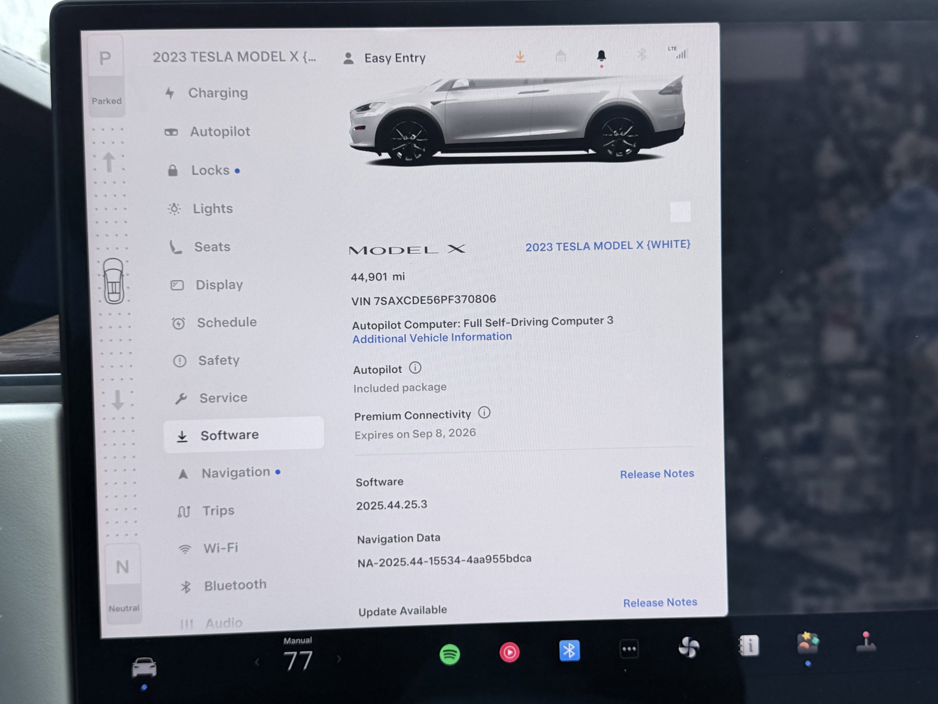 Used 2023 Tesla Model X image 75