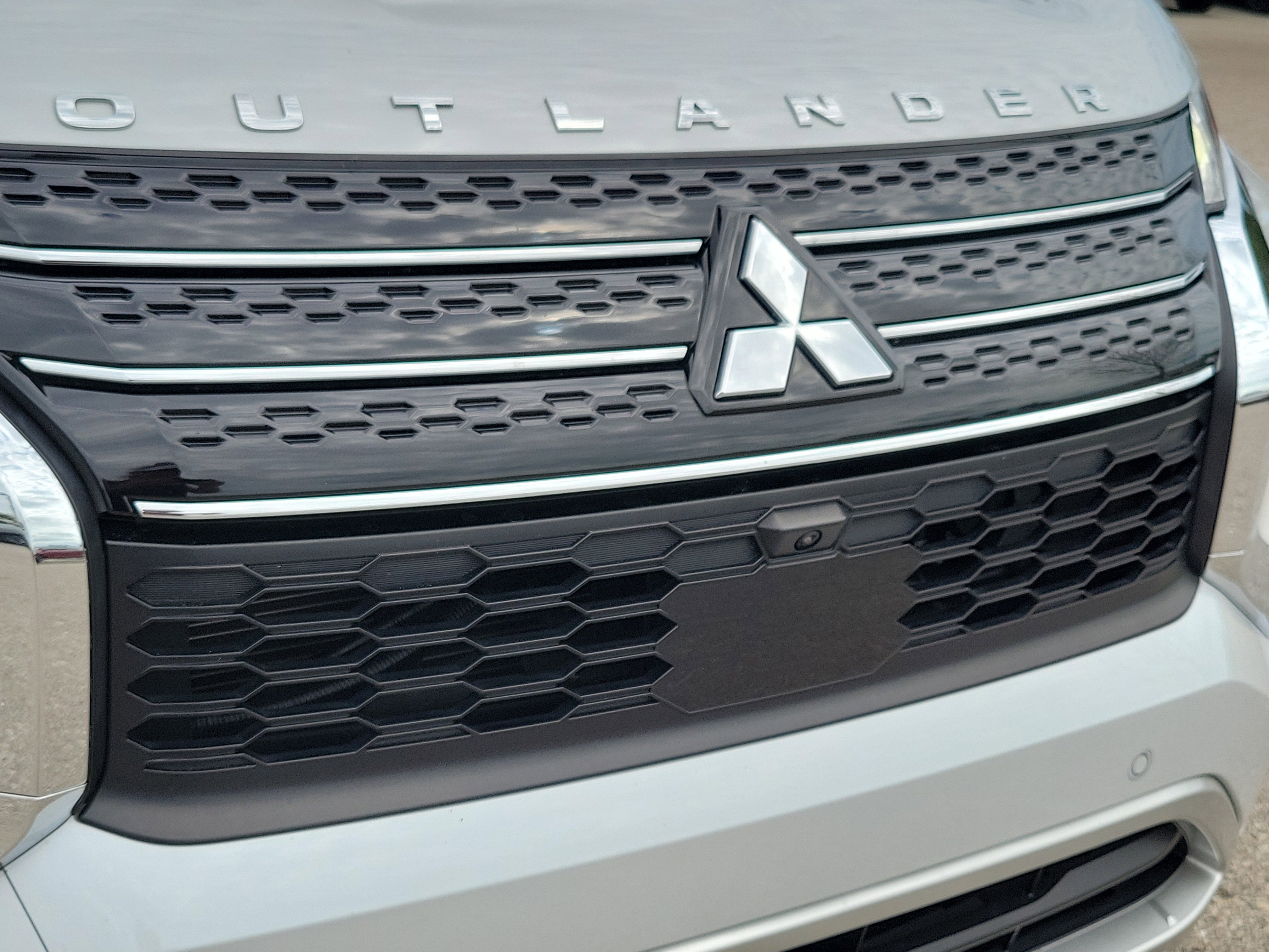 Used 2023 Mitsubishi Outlander SEL image 7