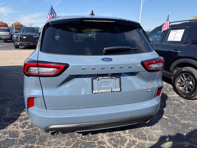 Used 2024 Ford Escape ST-Line w/ Tech Pack #1 AWD/4WD image 5