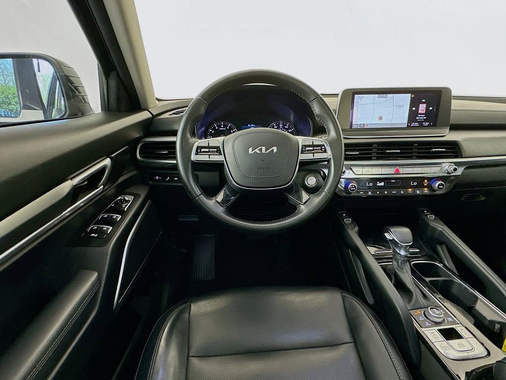Used 2022 Kia Telluride S image 24