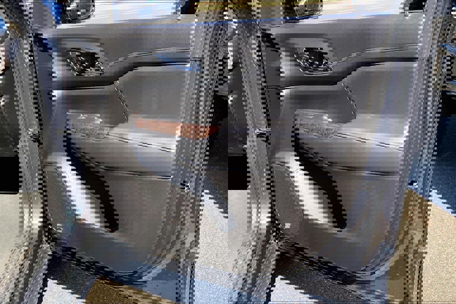 Certified 2022 GMC Acadia Denali w/ Denali Technology Package image 19