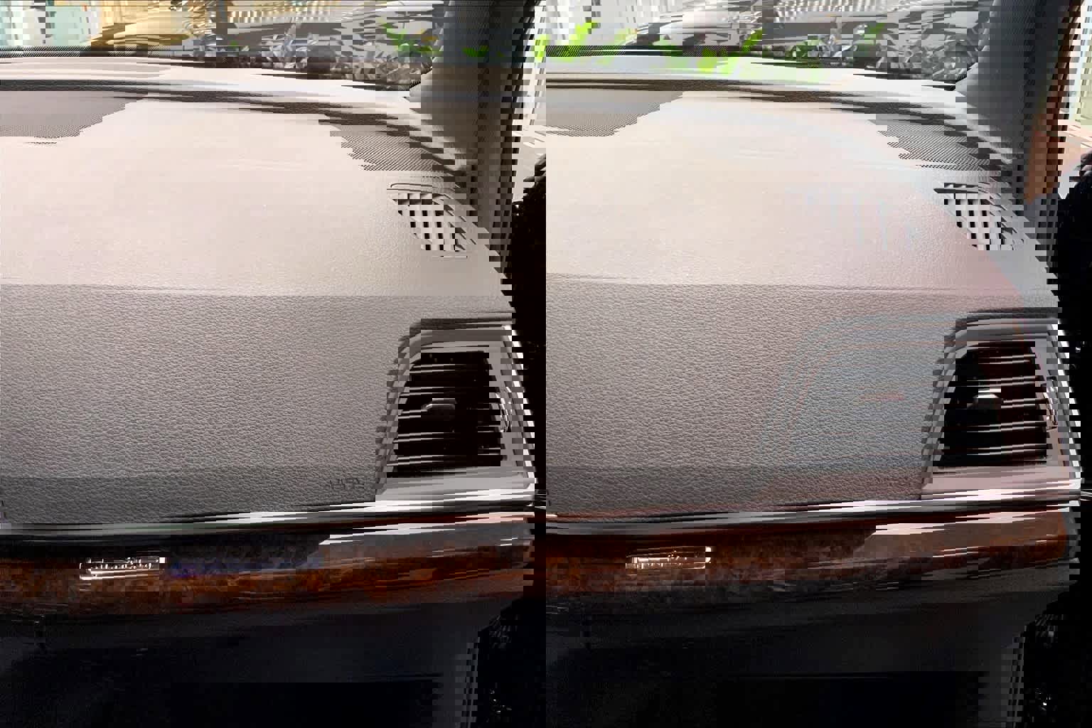 Used 2020 Audi Q5 Premium w/ Convenience Package image 19