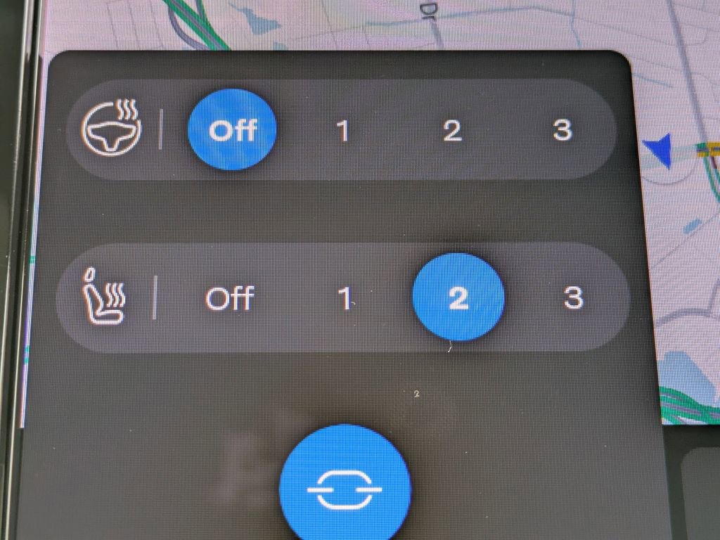 Certified 2023 Volvo XC40 B5 Plus w/ Driver Assist Package image 24