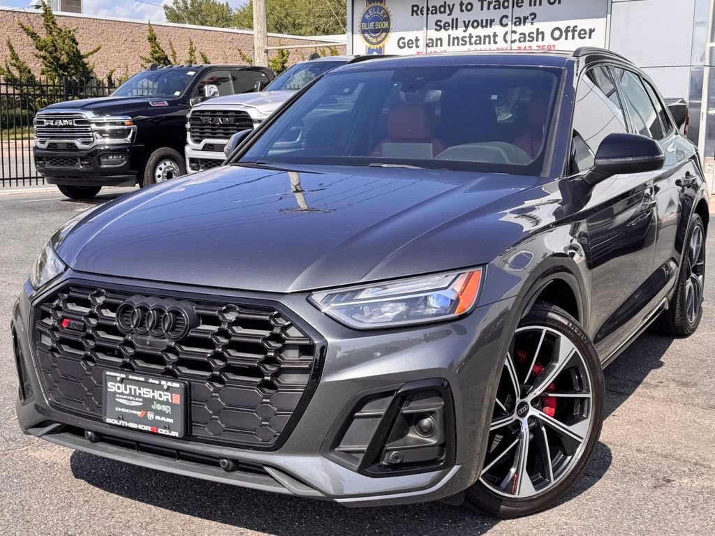 Used 2024 Audi SQ5 Premium Plus w/ Premium Plus Package AWD/4WD image 4
