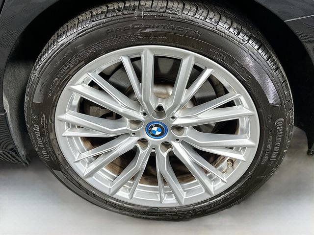 Used 2024 BMW 330e xDrive w/ Convenience Package AWD/4WD image 31