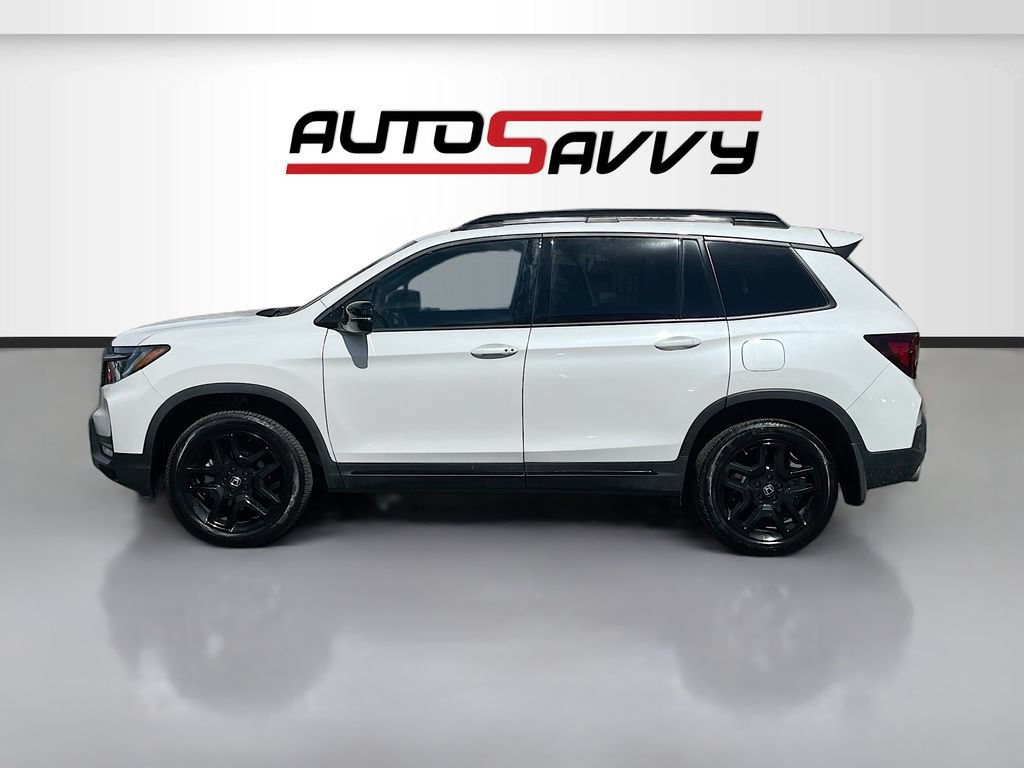 Used 2025 Honda Passport Black Edition image 4