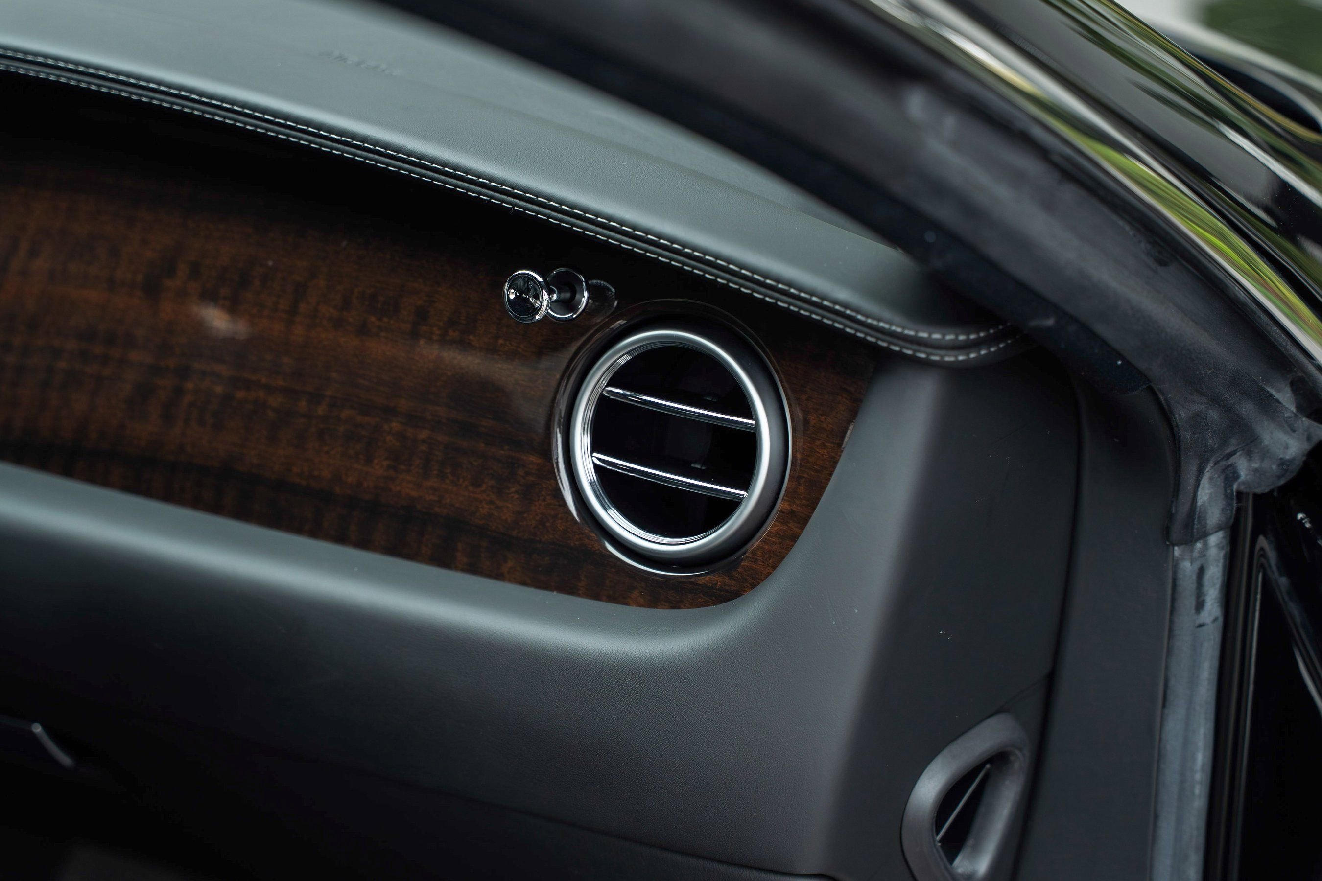 Used 2014 Bentley Continental GT image 51