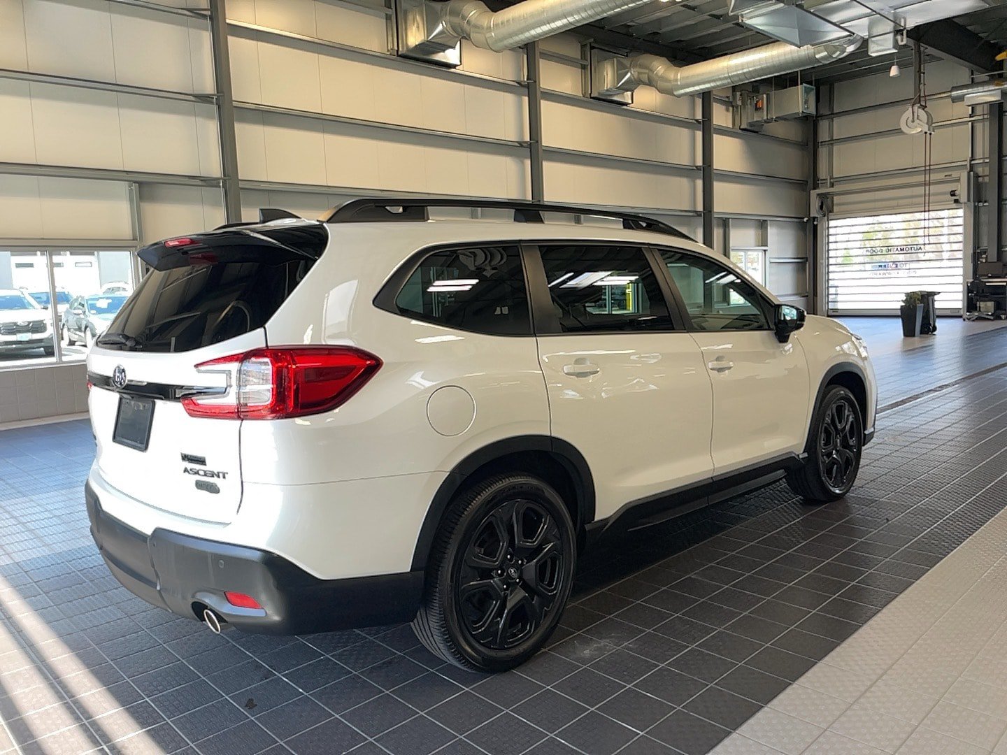 Used 2024 Subaru Ascent Onyx Edition AWD/4WD image 5