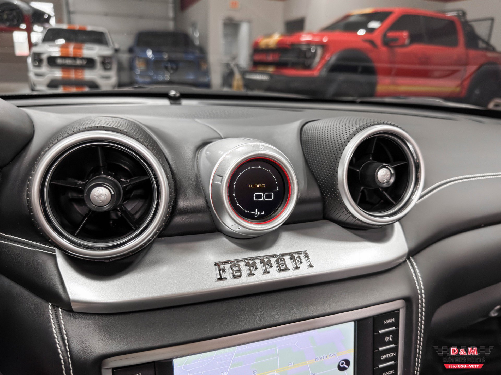 Used 2016 Ferrari California T image 21