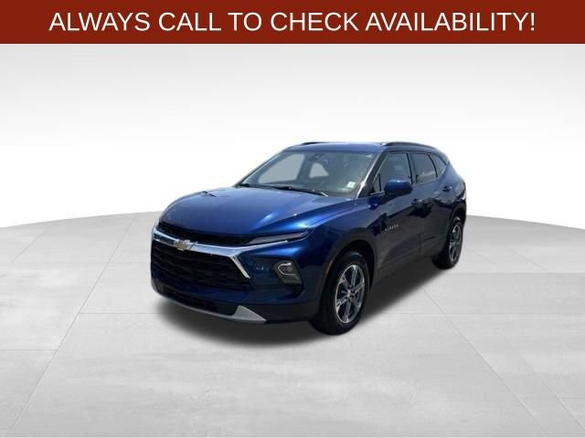 Used 2023 Chevrolet Blazer LT w/ Convenience Package FWD image 3