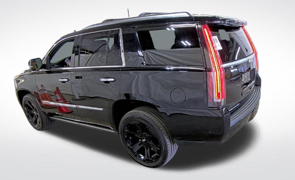 Used 2019 Cadillac Escalade Platinum image 6