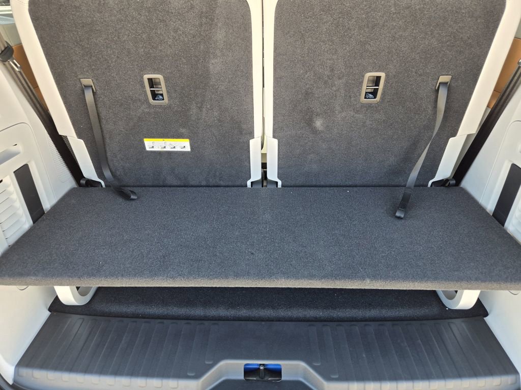 New 2025 Volkswagen ID. Buzz 1st Edition image 25