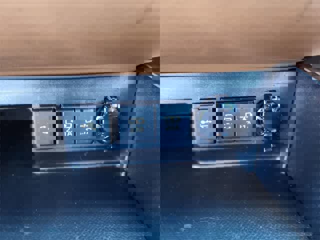 Used 2021 Toyota Highlander Platinum image 27