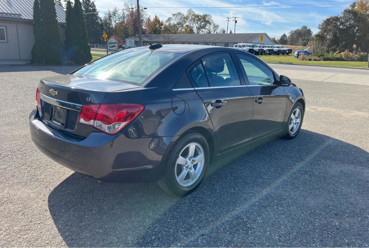 Used 2015 Chevrolet Cruze LT FWD image 5