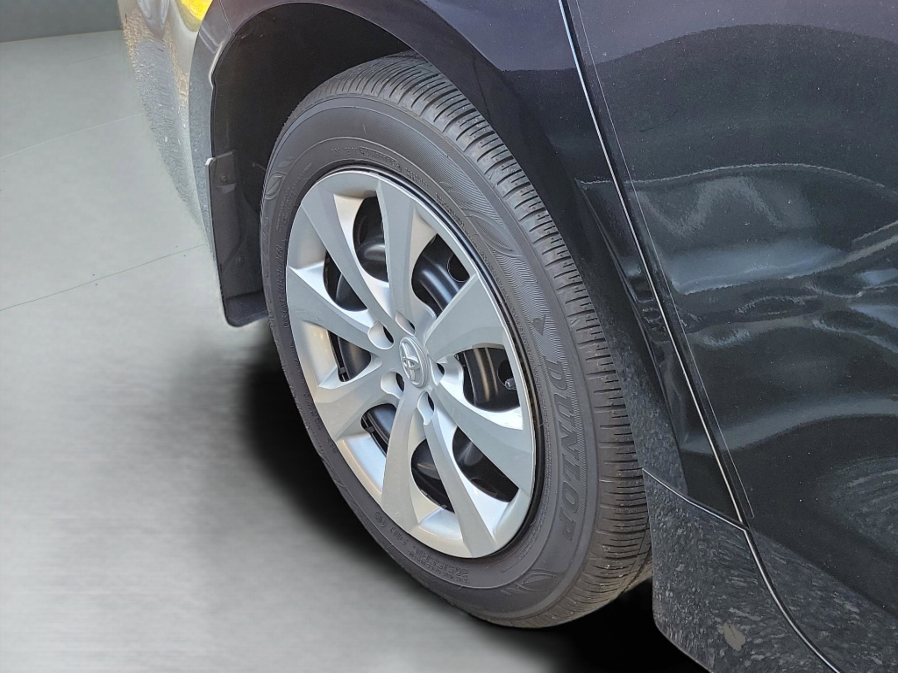 Certified 2025 Toyota Corolla LE image 25