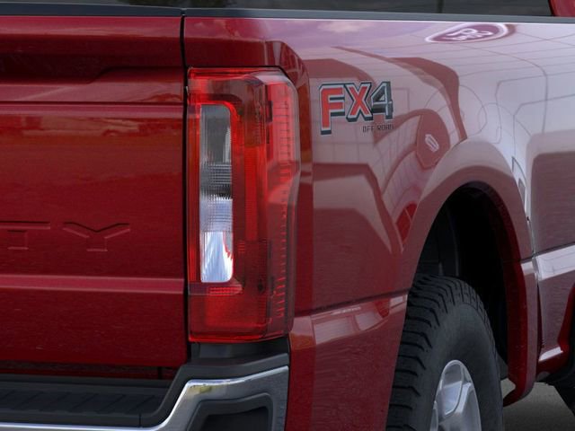 New 2026 Ford F250 XLT w/ FX4 Off-Road Package image 21