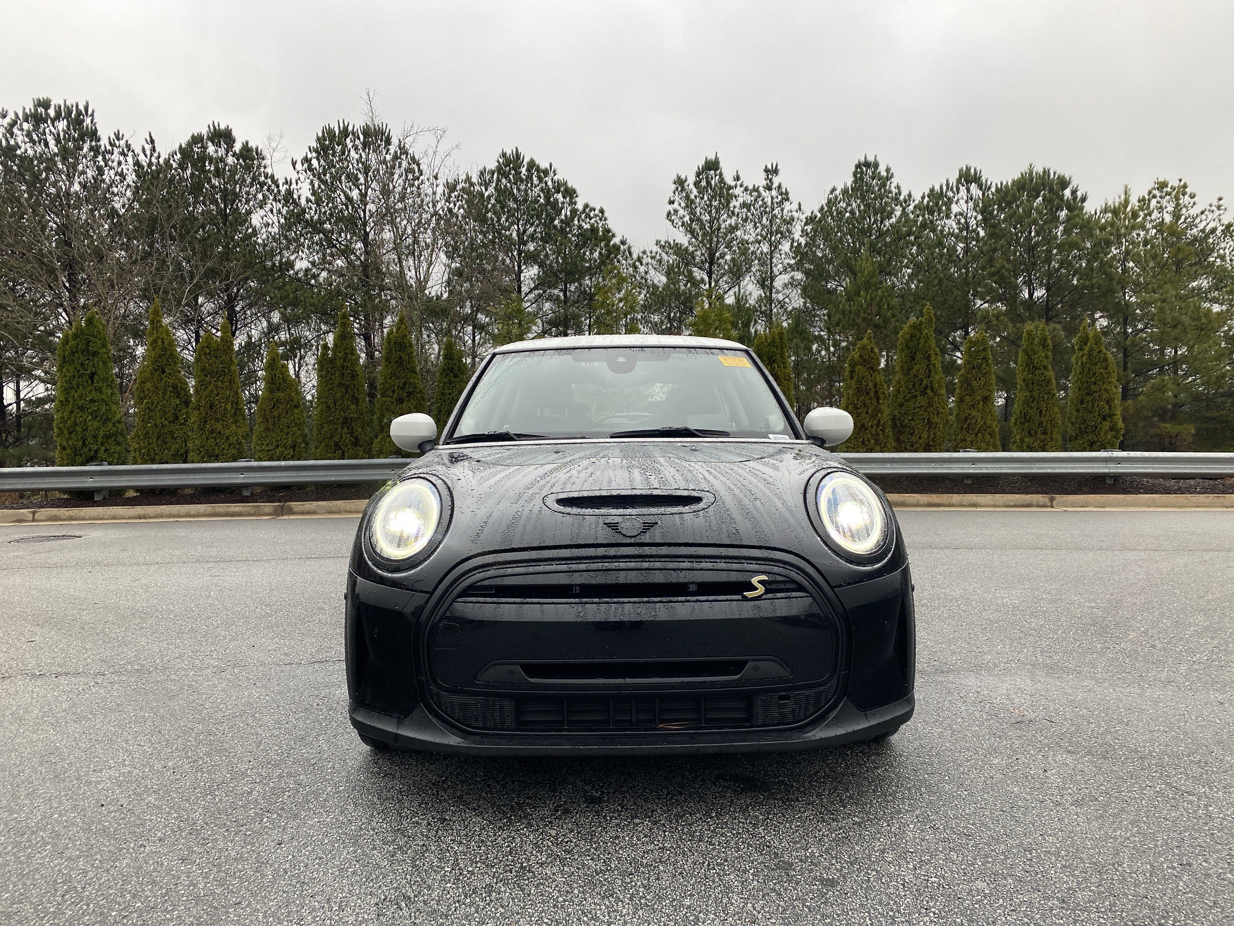 Certified 2024 MINI Cooper SE image 11