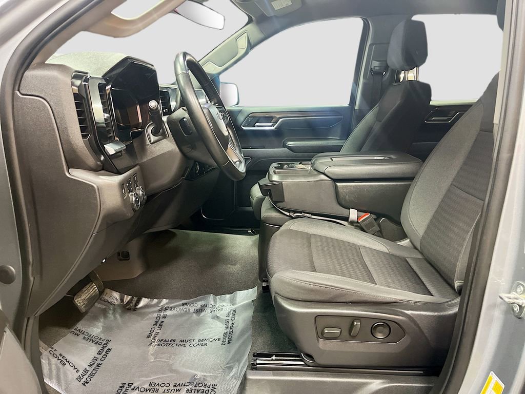Used 2023 Chevrolet Silverado 1500 LT Trail Boss w/ Protection Package image 21