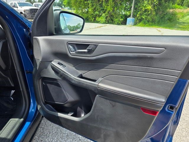 Used 2023 Ford Escape Active AWD/4WD image 16