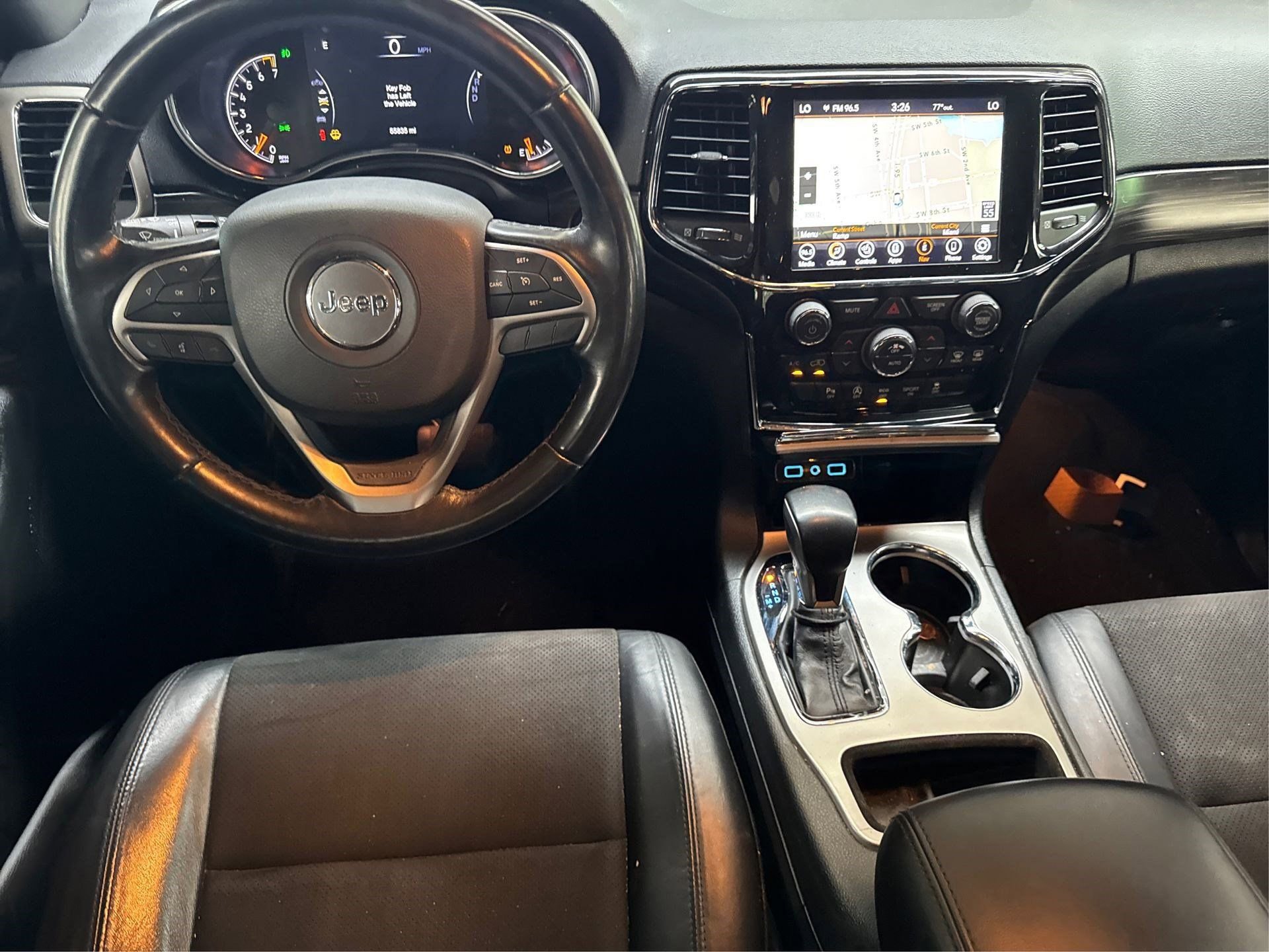 Used 2021 Jeep Grand Cherokee Laredo X image 21