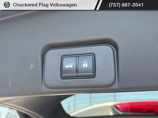 Used 2024 Nissan Rogue Platinum AWD/4WD image 34