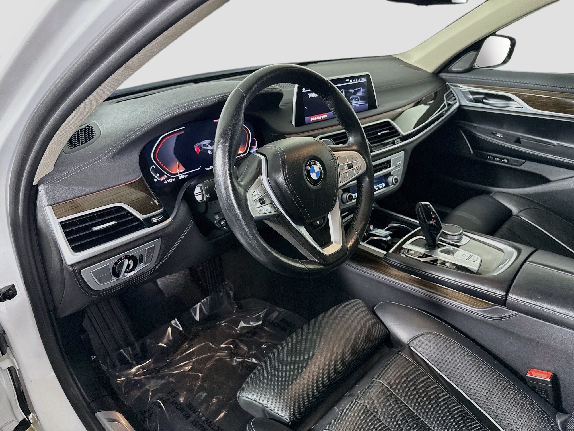 Used 2020 BMW 740i RWD image 23
