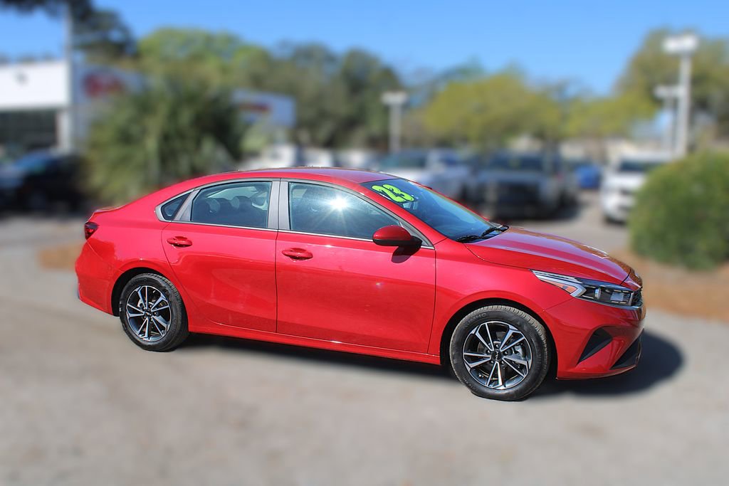 Certified 2023 Kia Forte LXS image 4